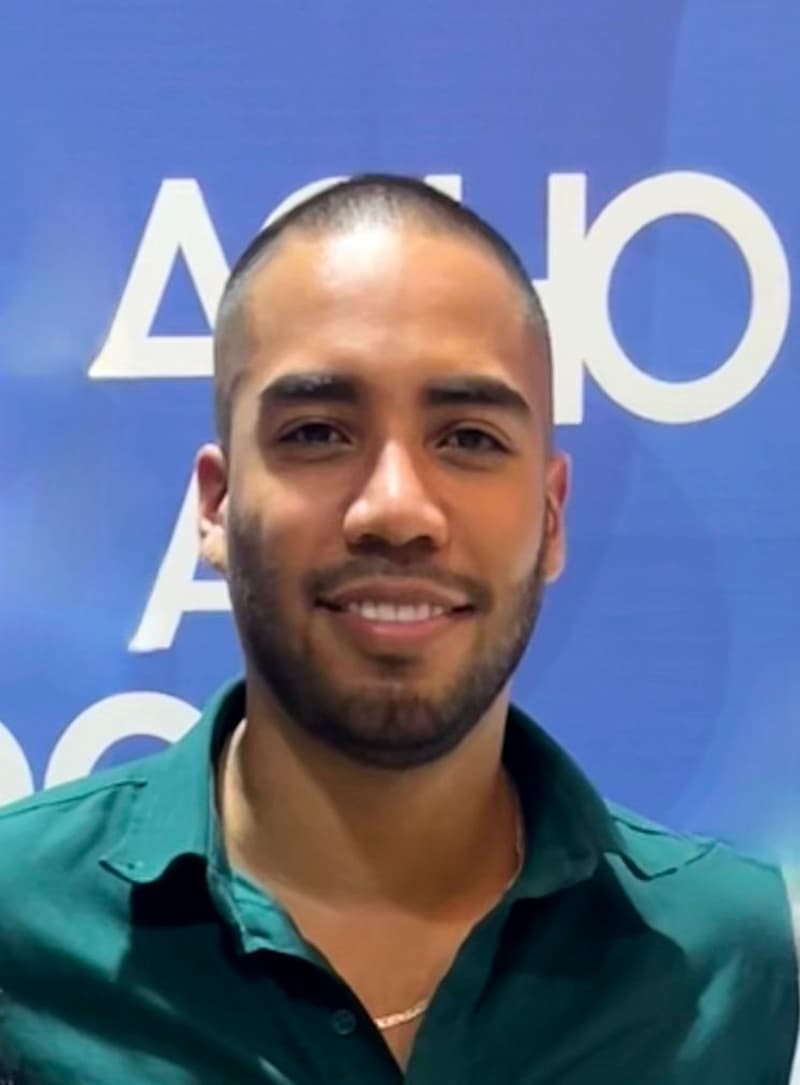 Fundador de Ascenso Público